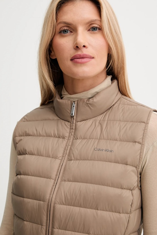Calvin Klein vestă de puf bej LV044C529G