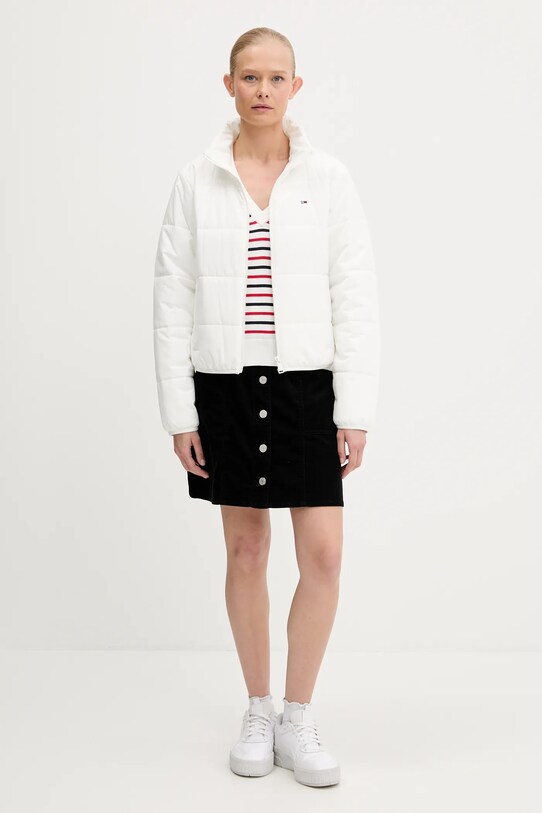 Tommy Jeans rövid kabát DW0DW20958 fehér AW25
