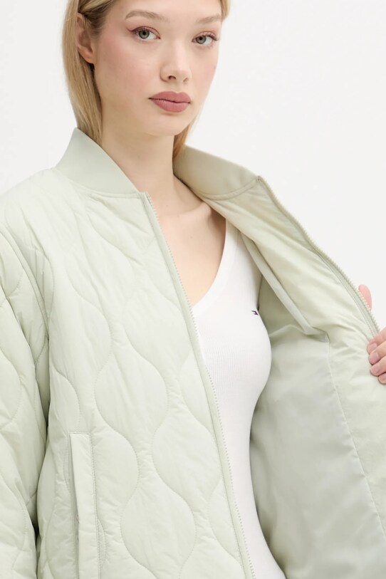 Tommy Jeans rövid kabát DW0DW20962