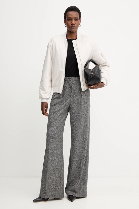 Guess kurtka bomber PHILOMENE W5YL08.WHDK2 beżowy AW25