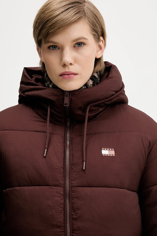 Μπουφάν Tommy Jeans καφέ DW0DW21626