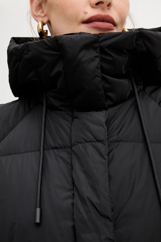 Пухова куртка Weekend Max Mara NEWBEMBO 2525496072600 чорний