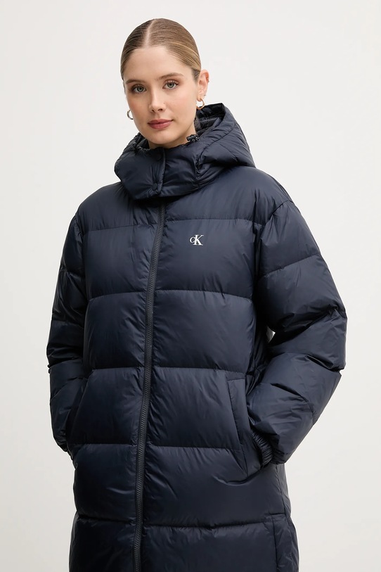 Péřová bunda Calvin Klein Jeans námořnická modř LV047D502G