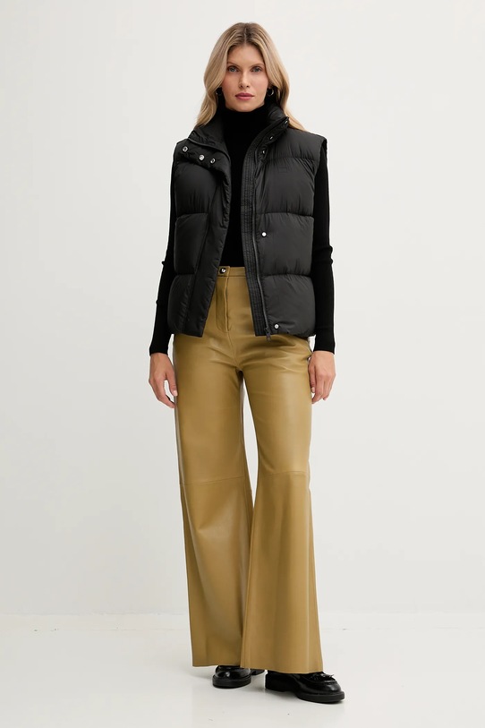 Brezrokavnik s puhom Tommy Hilfiger WW0WW45716 črna AW25