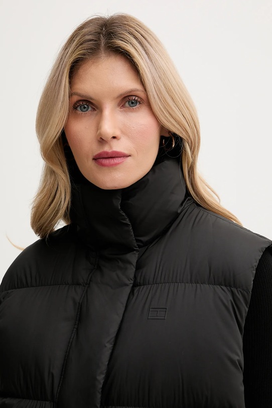 Brezrokavnik s puhom Tommy Hilfiger črna WW0WW45716