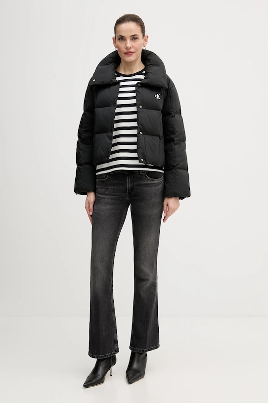 Páperová bunda Calvin Klein Jeans LV044D521G čierna NC25