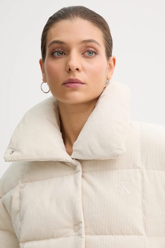 Calvin Klein Jeans kurtka sztruksowa puchowa beżowy LV044D527G