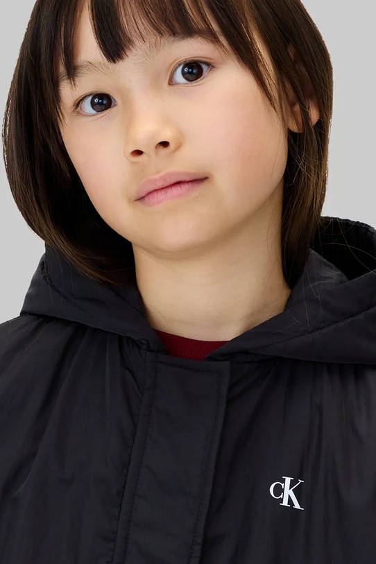 Девочка Детская куртка Calvin Klein Jeans IG0IG03021.9BYA чёрный