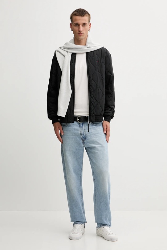 Μπουφάν bomber Tommy Jeans DM0DM21685 μαύρο AW25