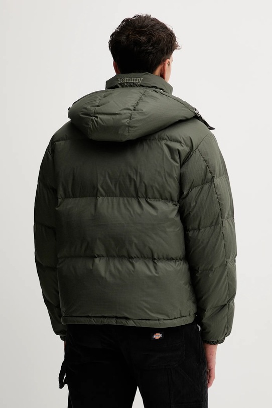 Odzież Tommy Jeans kurtka puchowa DM0DM22036 zielony