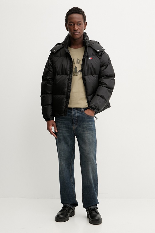 Пуховая куртка Tommy Jeans с утеплением чёрный DM0DM22036