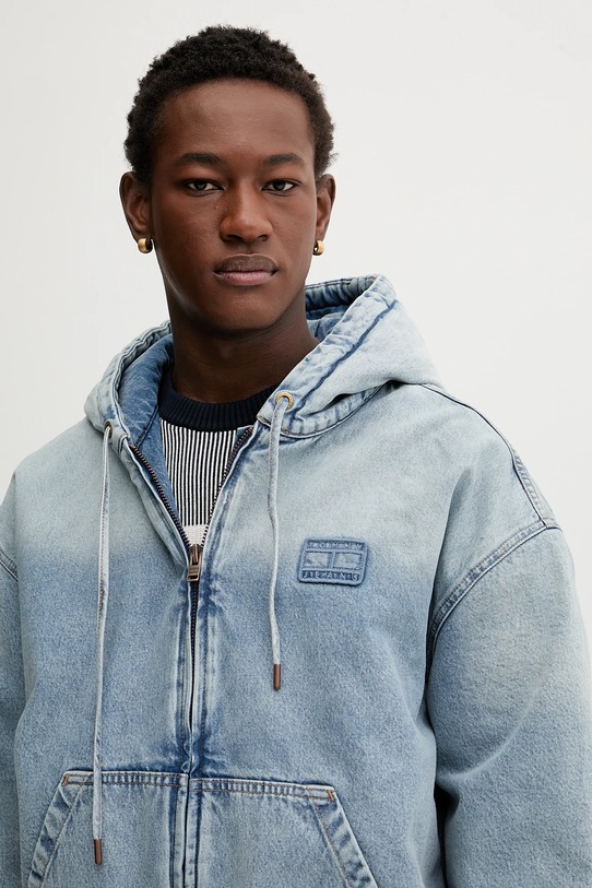 Rifľová bunda Tommy Jeans modrá DM0DM22137