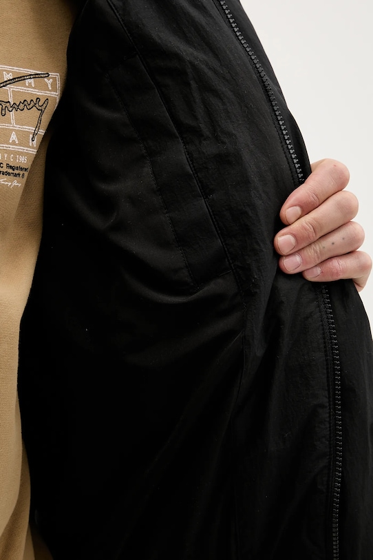 Tommy Jeans kurtka puchowa DM0DM22255 czarny