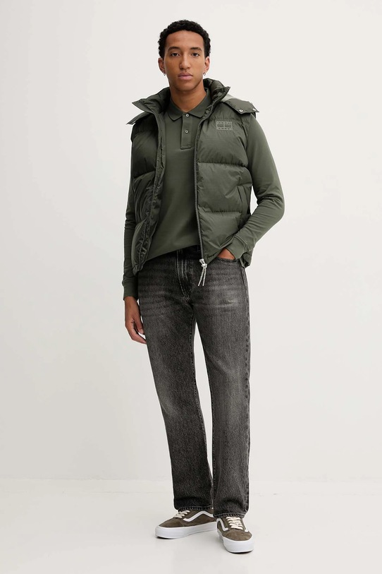 Páperová vesta Tommy Jeans DM0DM22068 zelená NC25