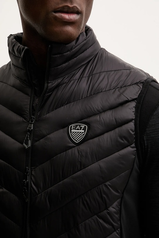 EA7 Emporio Armani bezrękawnik sportowy czarny AF13890.7M000468