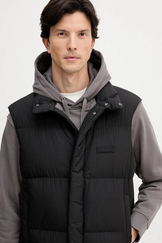 Armani Exchange bezrękawnik puchowy czarny XM001100.AF16340