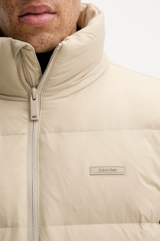 Páperová bunda Calvin Klein LV04LD529G