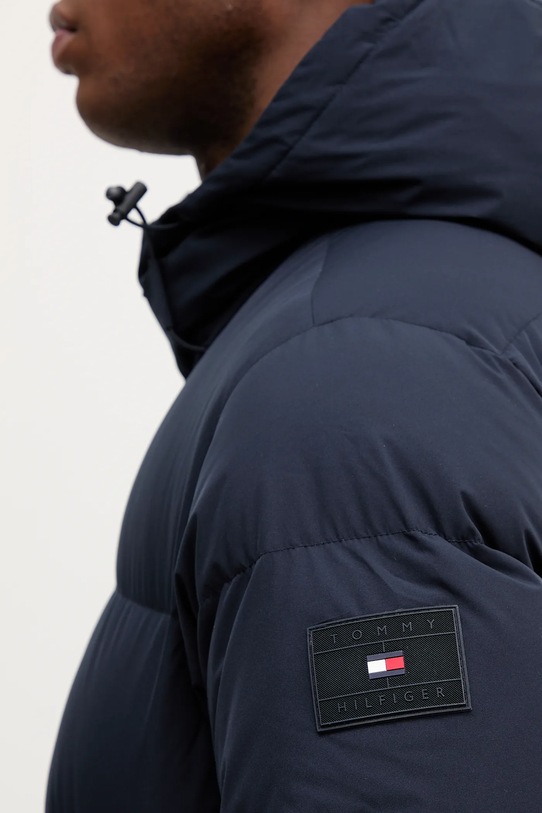 Péřová bunda Tommy Hilfiger MW0MW40616 námořnická modř