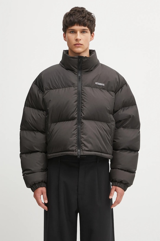 VETEMENTS kurtka puchowa Iconic Boxy Puffer bez kaptura czarny UH76PU200BW