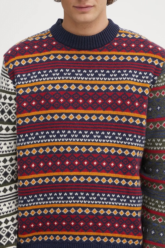 Barbour sweter z dodatkiem wełny Patchwork Fair Isle Crew Neck Sweater granatowy MKN1651NY31