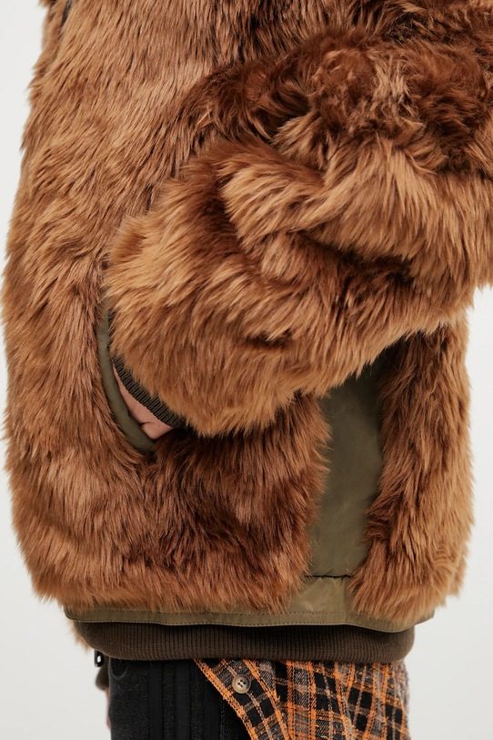 Andersson Bell kurtka Flight Fur Bomber awa710u