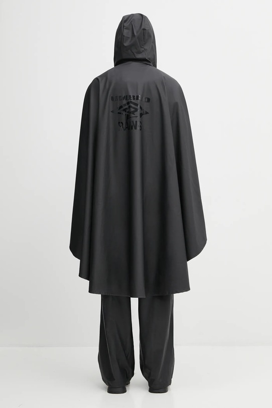 Rains x Umbro peleryna 20800.01 czarny