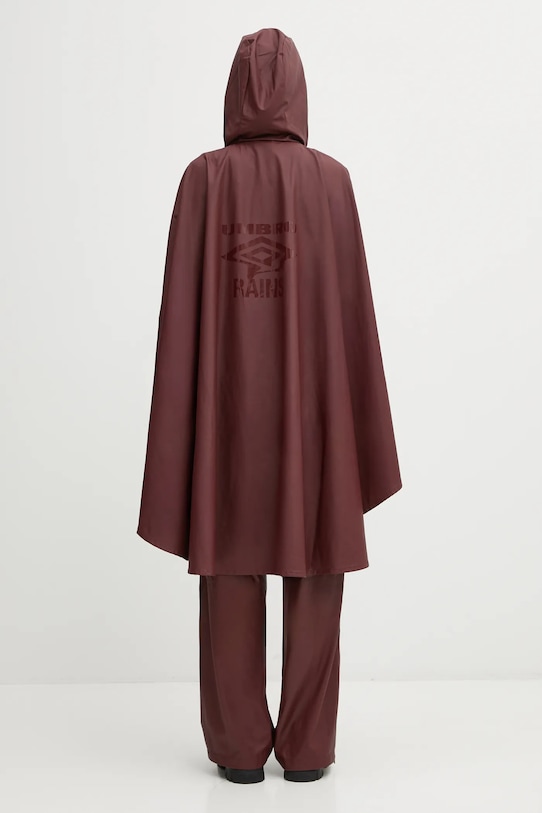 Rains x Umbro peleryna 20800.141