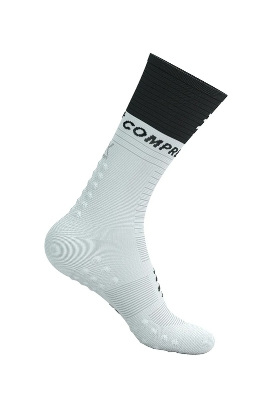 Odzież Compressport skarpetki Mid Compression v2.0 SQTU354 biały