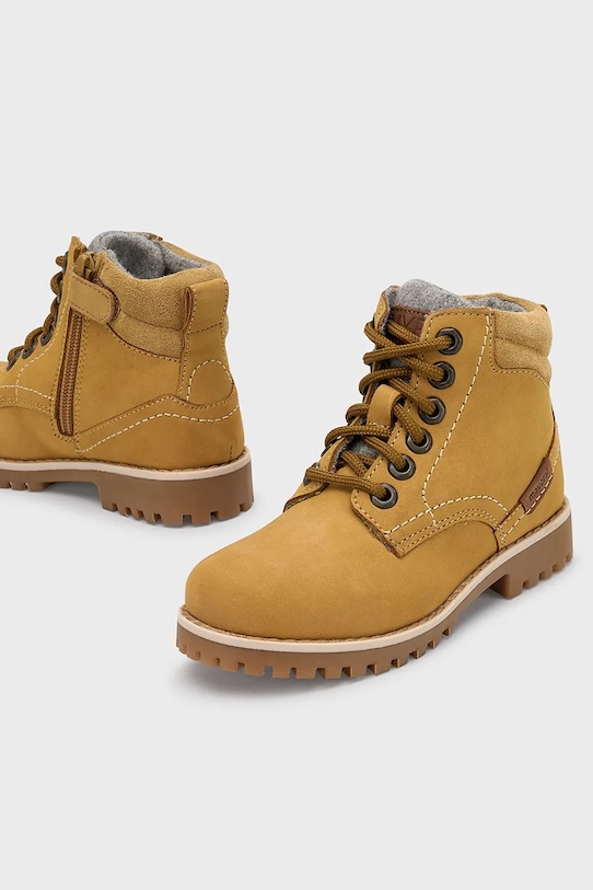 Παιδικές χειμερινές μπότες nubuck Mayoral 44597.64B.Mini.9BYA καφέ AW25