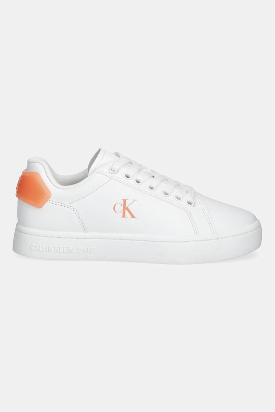 Usnjene superge Calvin Klein Jeans CLASSIC CUPSOLE RU PATCH LTH WN YW0YW01845 bela AW25