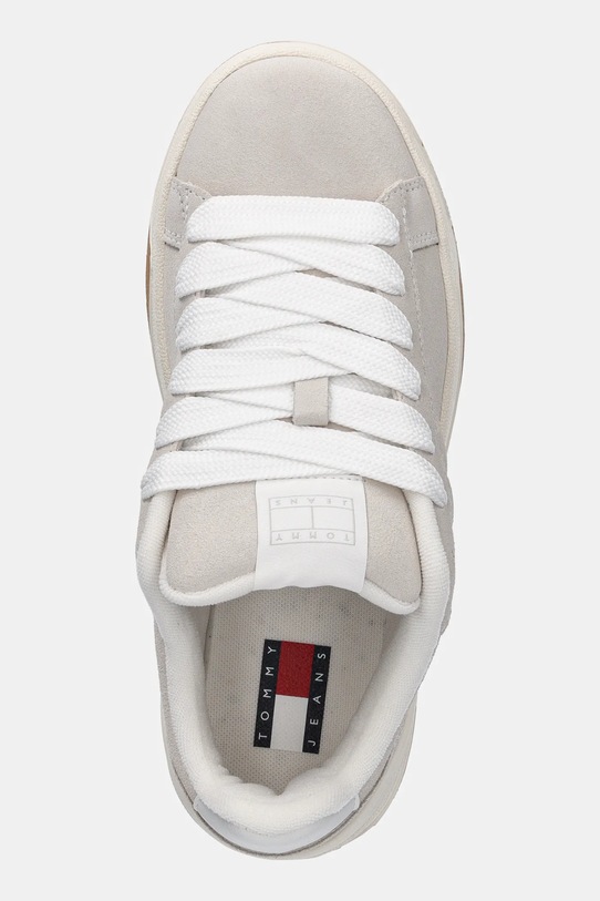 Superge iz semiša Tommy Jeans TJW SKATE SNEAKER bež EN0EN02808