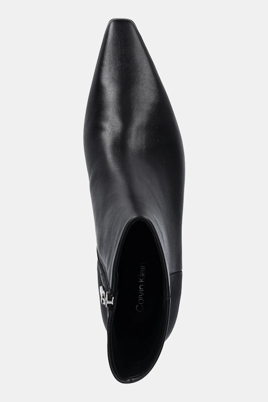 Кожаные полусапожки Calvin Klein SET BACK KITTEN HEEL ANKLE BOOT чёрный HW0HW02811