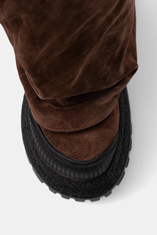 Naked Wolfe kozaki zamszowe Disturb brązowy Disturb.Chocolate