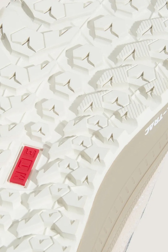 Vans tenisówki MTE Old Skool Waterproof VN000DAZSTN1 beżowy