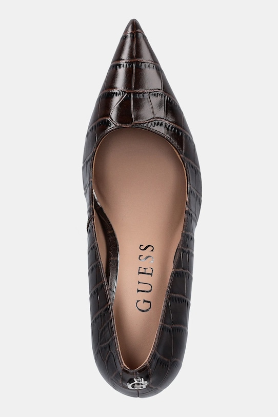 Δερμάτινες γόβες Guess PRINDY καφέ FLFPRN.LEP08.BROWN