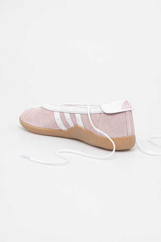 Obuwie adidas Originals baleriny zamszowe Taekwondo Mei Ballet W JQ6434 różowy