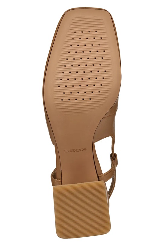 Geox czółenka skórzane D CORONILLA D55D1A.000TU.C5000