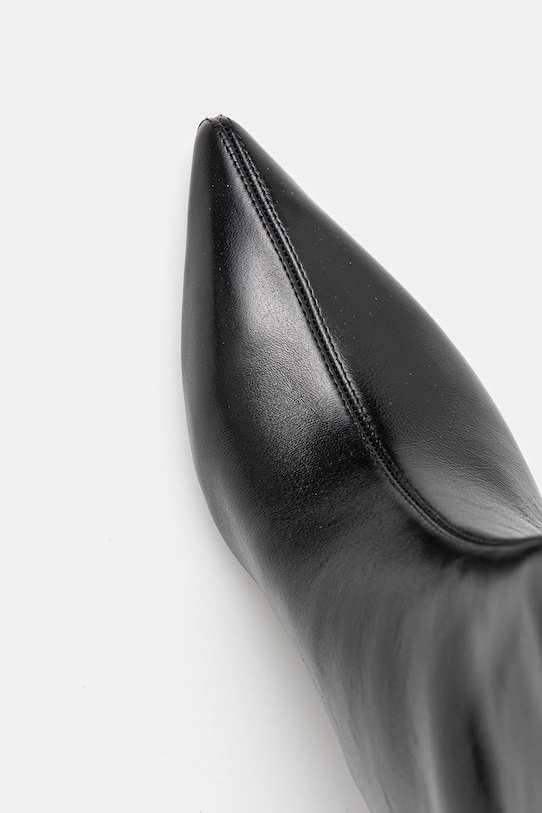 BOSS kozaki skórzane Gracey czarny 50552786.001