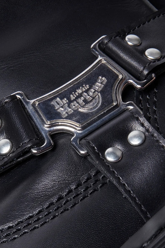 Kožené kotníkové boty Dr. Martens Anistone Hi černá DM32199001