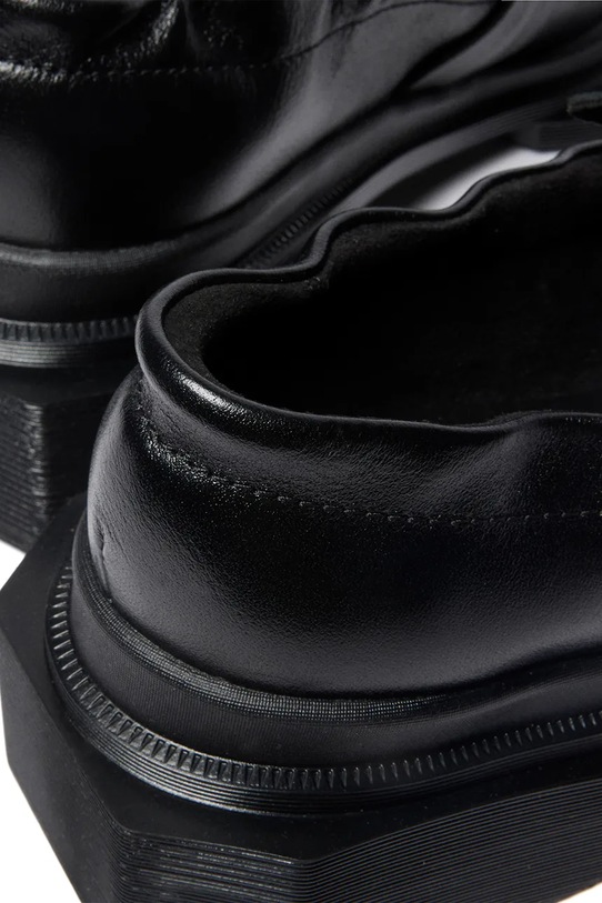 Dr. Martens mokasyny skórzane Maybole Loafer czarny DM42063001