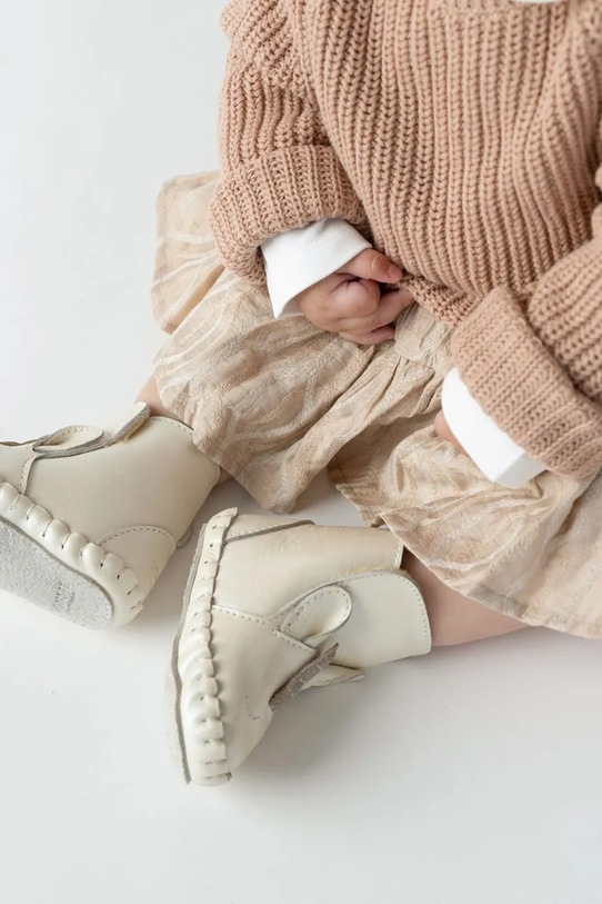 Donsje buty skórzane niemowlęce Ynzi Booties Unicorn 1042302 beżowy