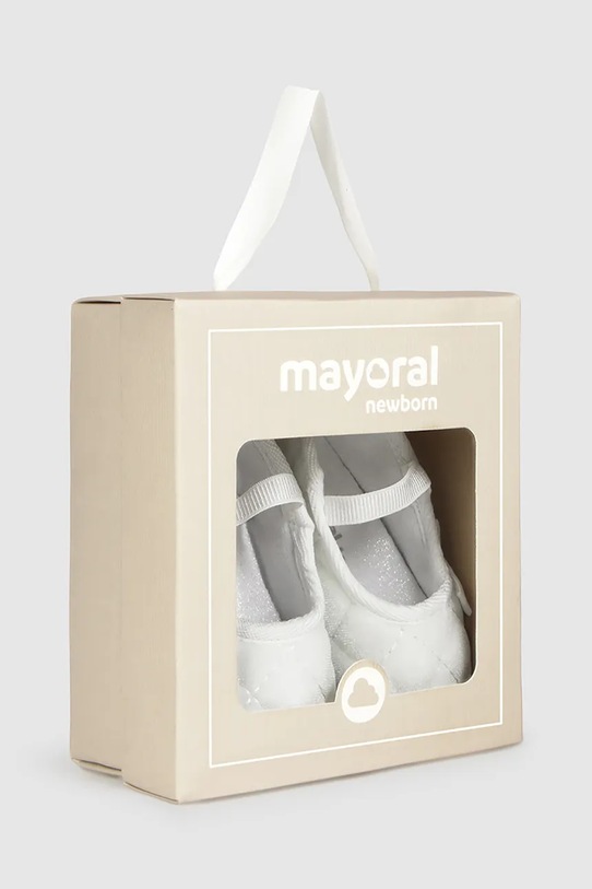 Topánky pre bábätká Mayoral Newborn biela 9964.2M.Newborn.9BYA