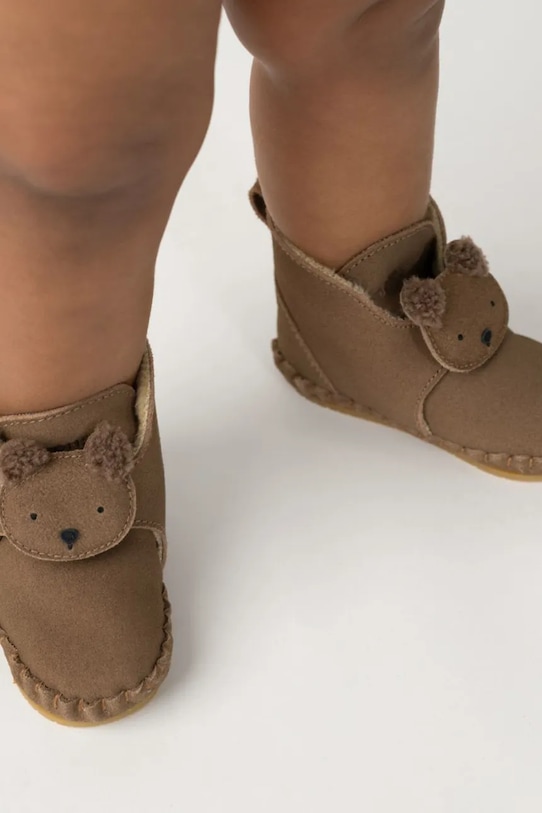 Βρεφικά παπούτσια Donsje μόνωση καφέ 1041501