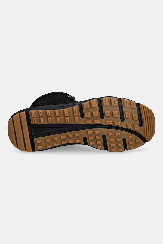 Boty Tommy Hilfiger OUTDOOR RUNNER HI WPM FM0FM05575 černá