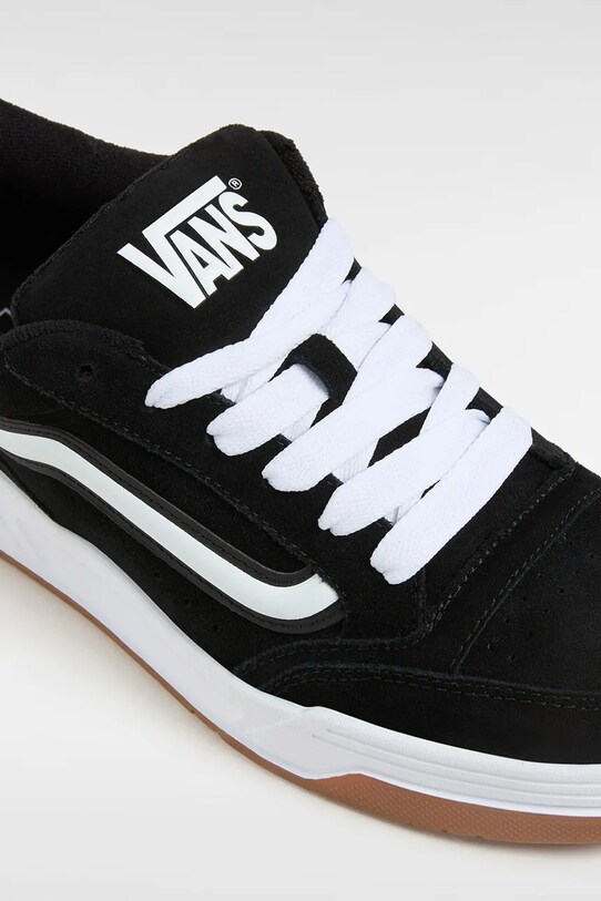 Obutev Superge iz semiša Vans Hylane VN000D819X11 črna