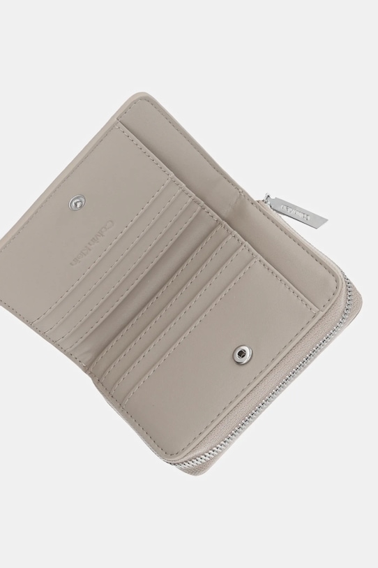 Calvin Klein portfel beżowy LV04F1037G