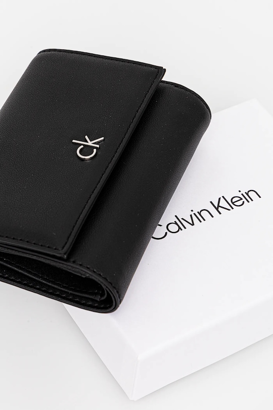 Peněženka Calvin Klein černá LV04F1035G
