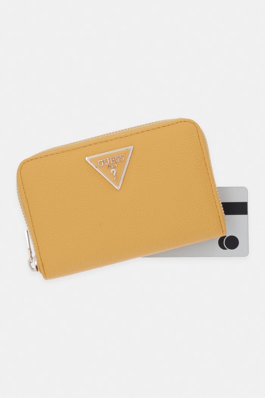 Guess denarnica ženska iz umetnega usnja LAUREL rumena SWBG74.59140