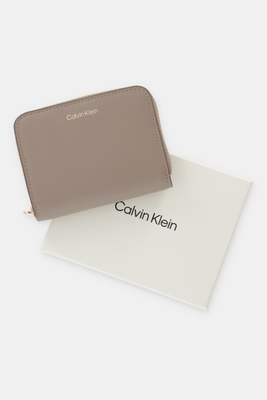 Calvin Klein portfel skórzany LV04F1075G beżowy