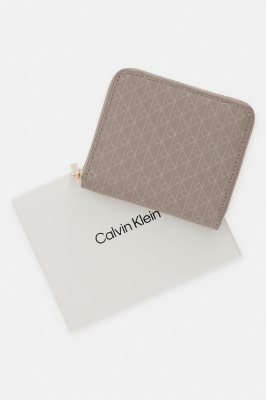 Calvin Klein πορτοφόλι γυναικείο LV04F1089G μπεζ